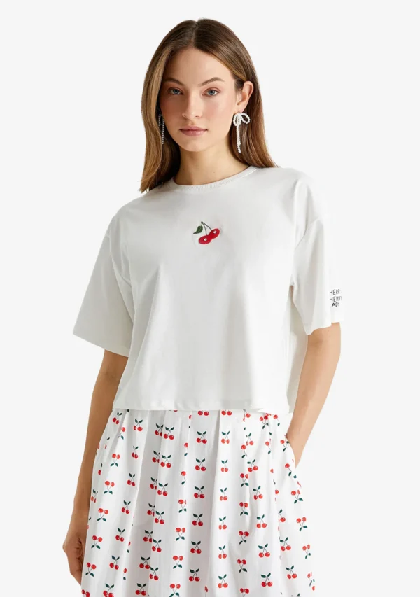 Round Neck Boxy T-shirt - Image 2